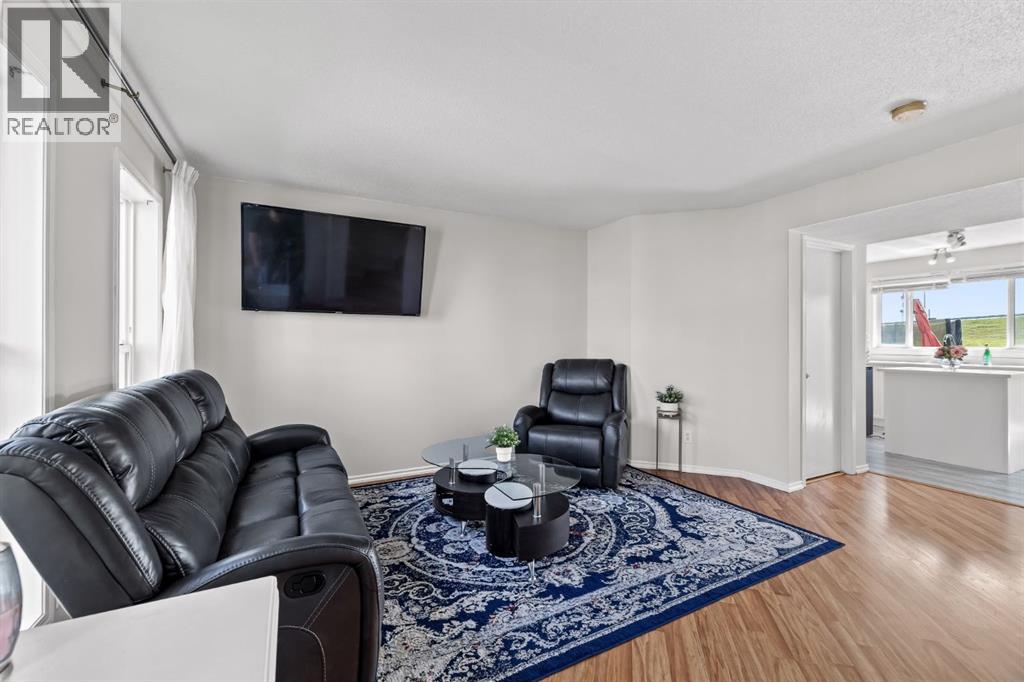 Single Family House for Sale in  Elgin View SE McKenzie Towne Calgary 