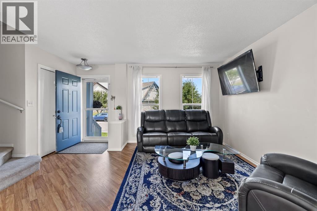 Single Family House for Sale in  Elgin View SE McKenzie Towne Calgary 
