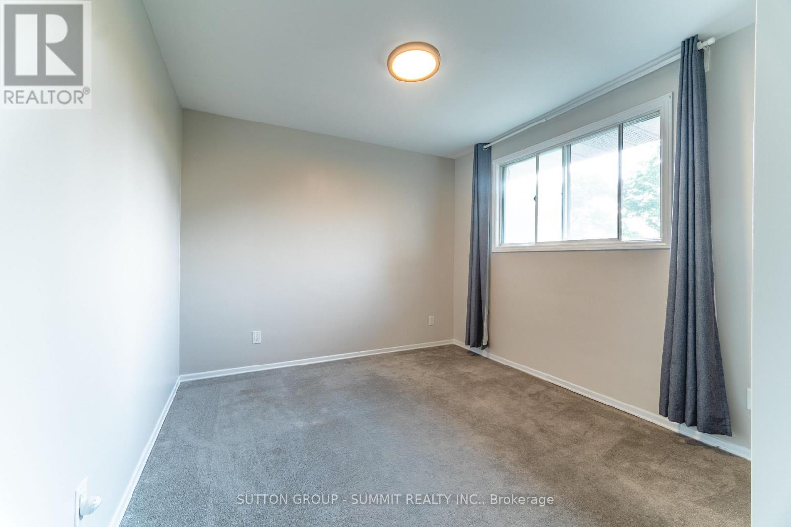 Photo 25 of 100 North Park Street, Brantford ON