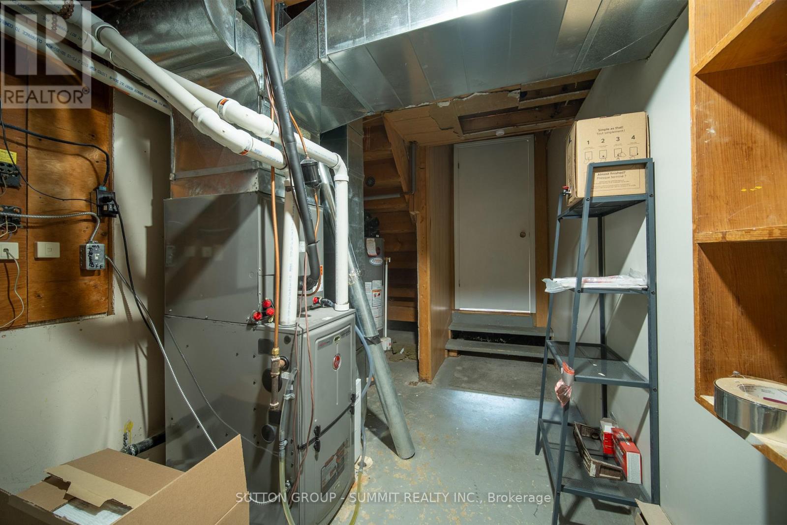 Photo 34 of 100 North Park Street, Brantford ON
