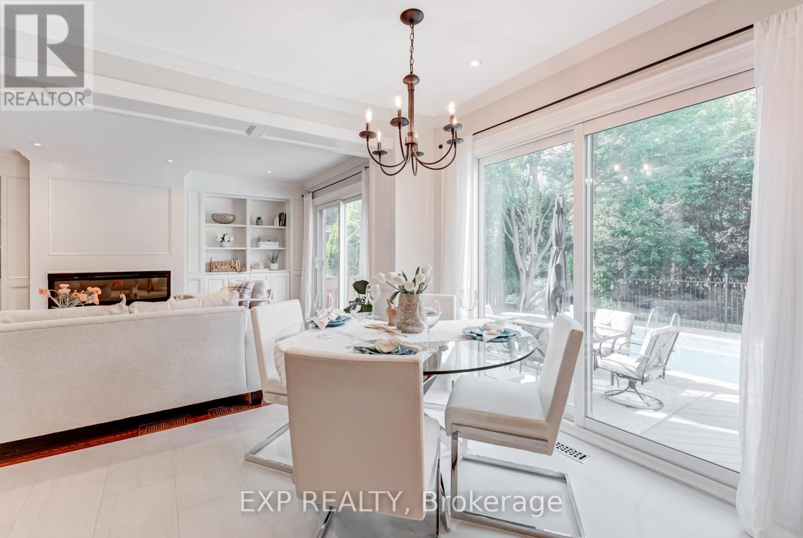 Photo 14 of 891 Leslie Valley Drive, Newmarket ON