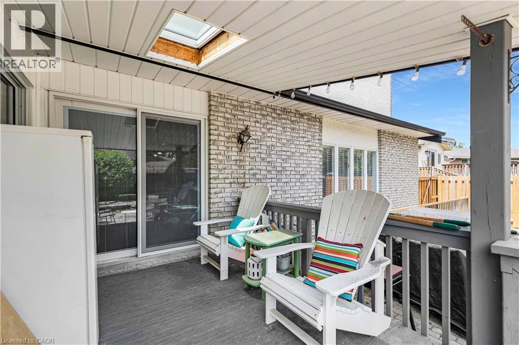 Photo 43 of 20 Blue Spruce Court, Kitchener ON