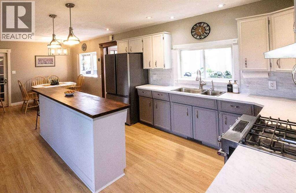 Photo 10 of 47508 Range Road 185, Rural Camrose County AB