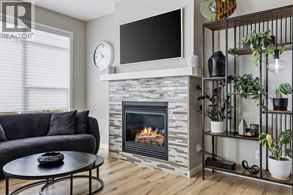 Photo 9 of 127 Fireside Crescent, Cochrane AB