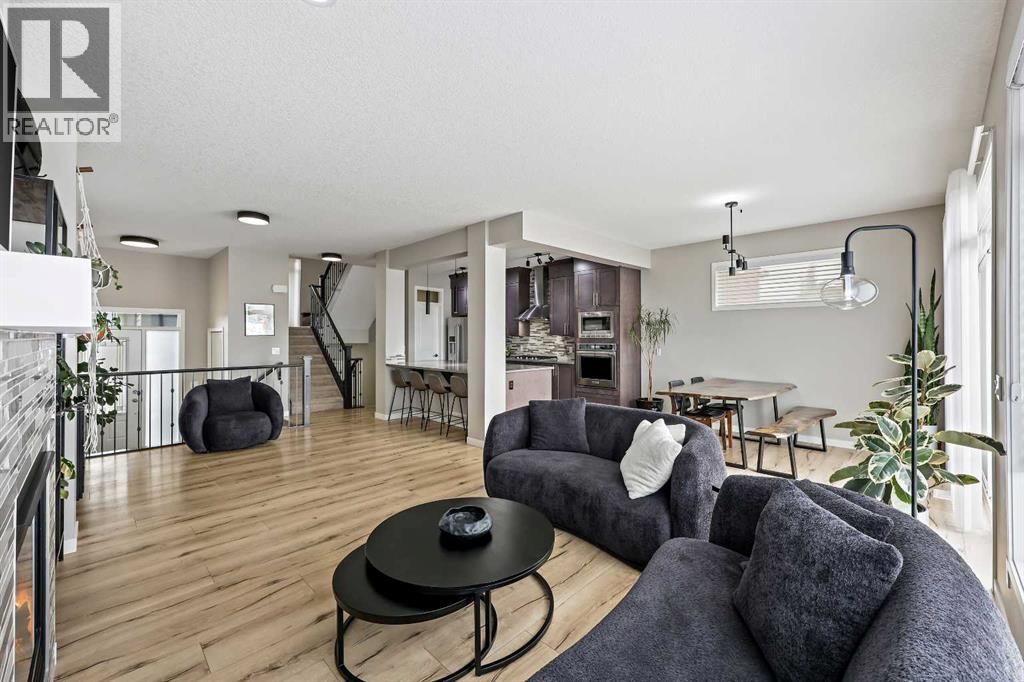 Photo 10 of 127 Fireside Crescent, Cochrane AB