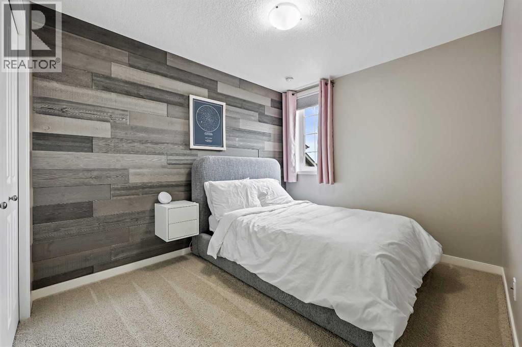 Photo 37 of 127 Fireside Crescent, Cochrane AB