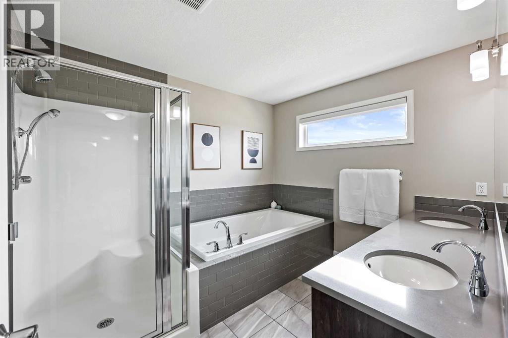 Photo 30 of 127 Fireside Crescent, Cochrane AB