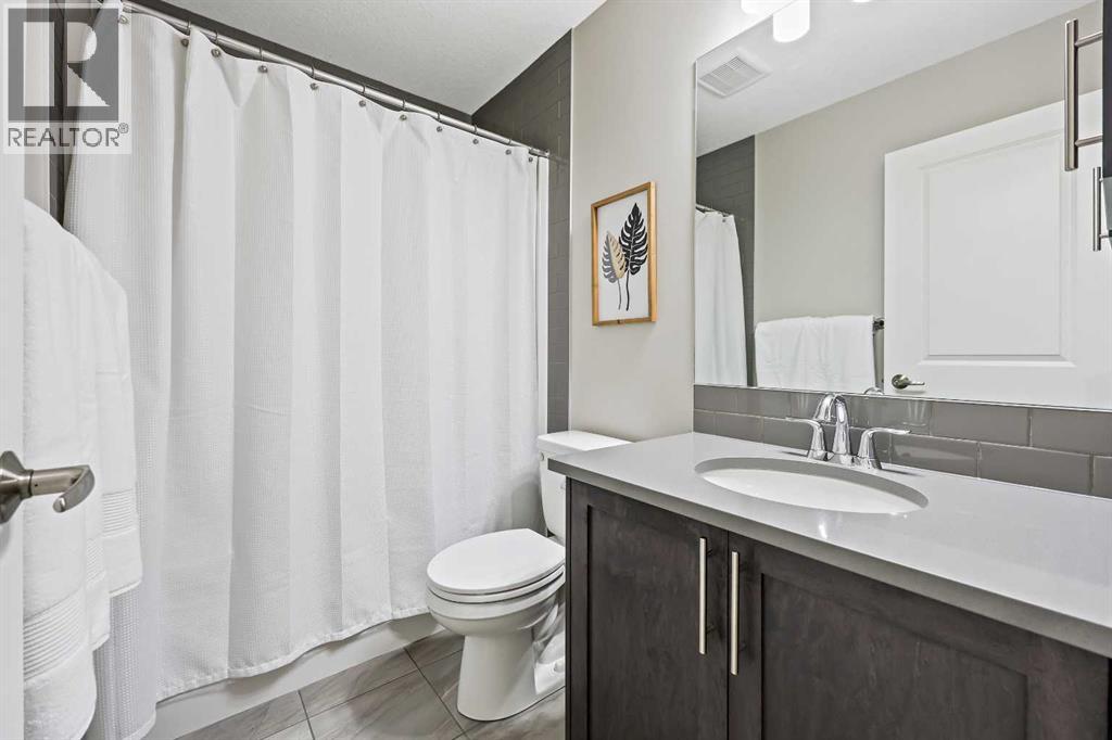 Photo 36 of 127 Fireside Crescent, Cochrane AB