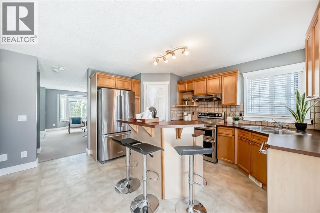 Single Family House for Sale in  Covepark Road NE Coventry Hills Calgary 