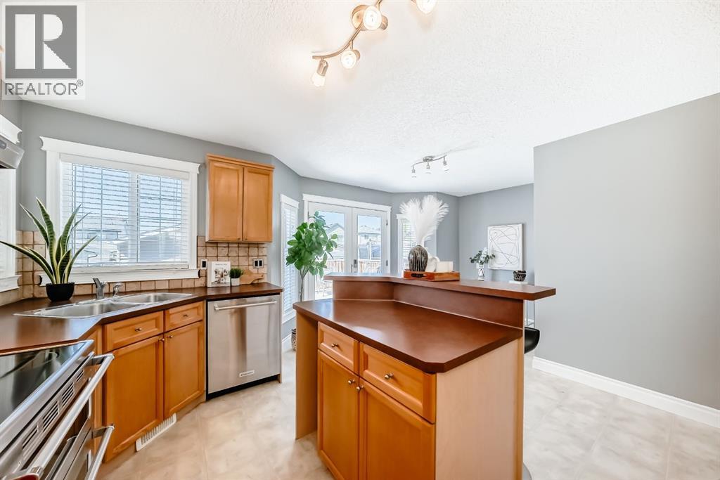 Single Family House for Sale in  Covepark Road NE Coventry Hills Calgary 