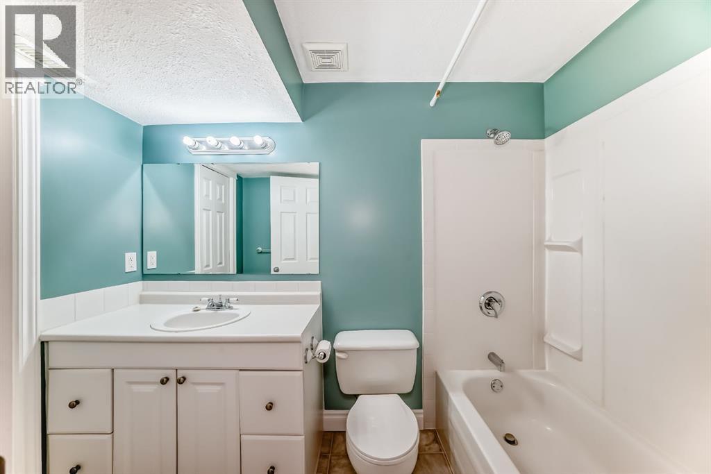 Single Family House for Sale in  Covepark Road NE Coventry Hills Calgary 