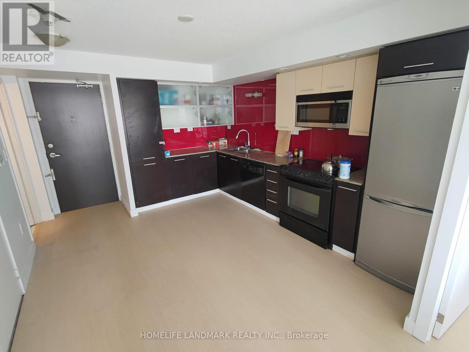 Photo 5 of 1005 8 Telegram Mews, Toronto ON