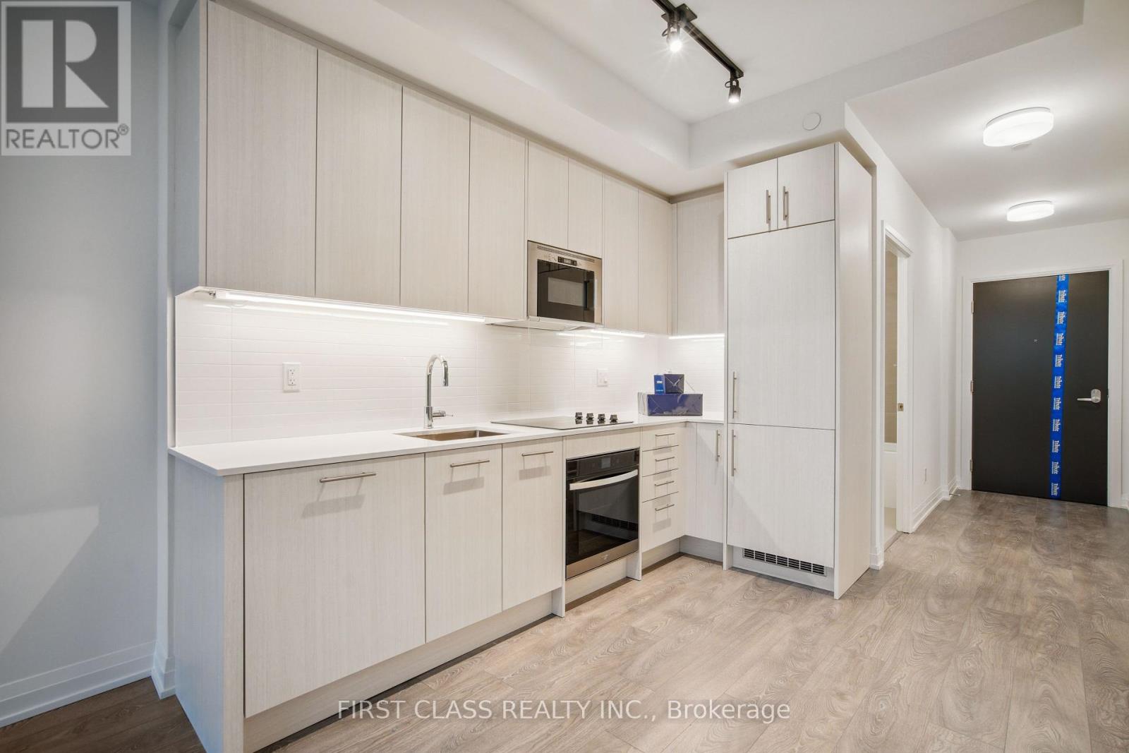 Photo 13 of 917 286 Main Street, Toronto ON