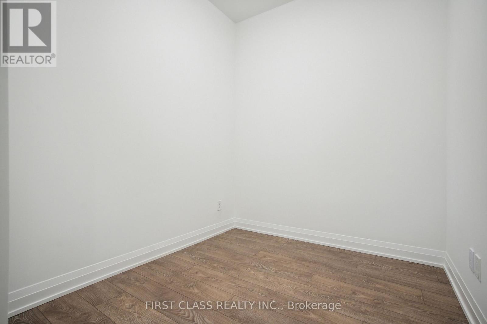 Photo 21 of 917 286 Main Street, Toronto ON