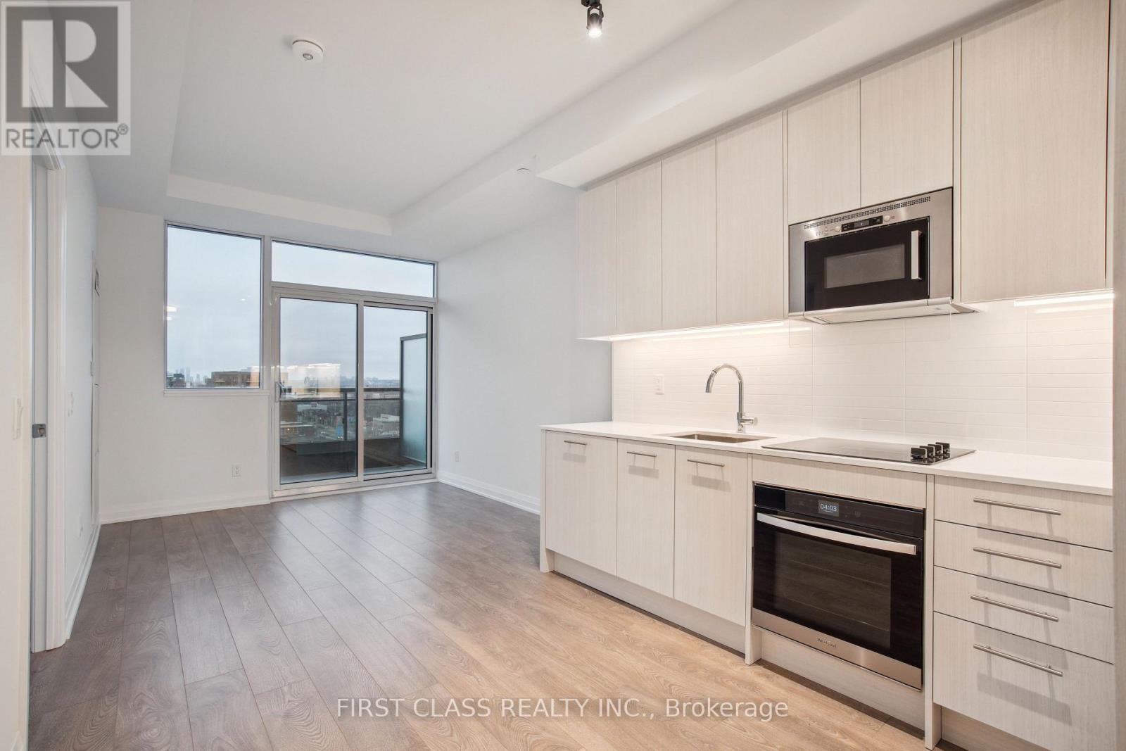 Photo 5 of 917 286 Main Street, Toronto ON