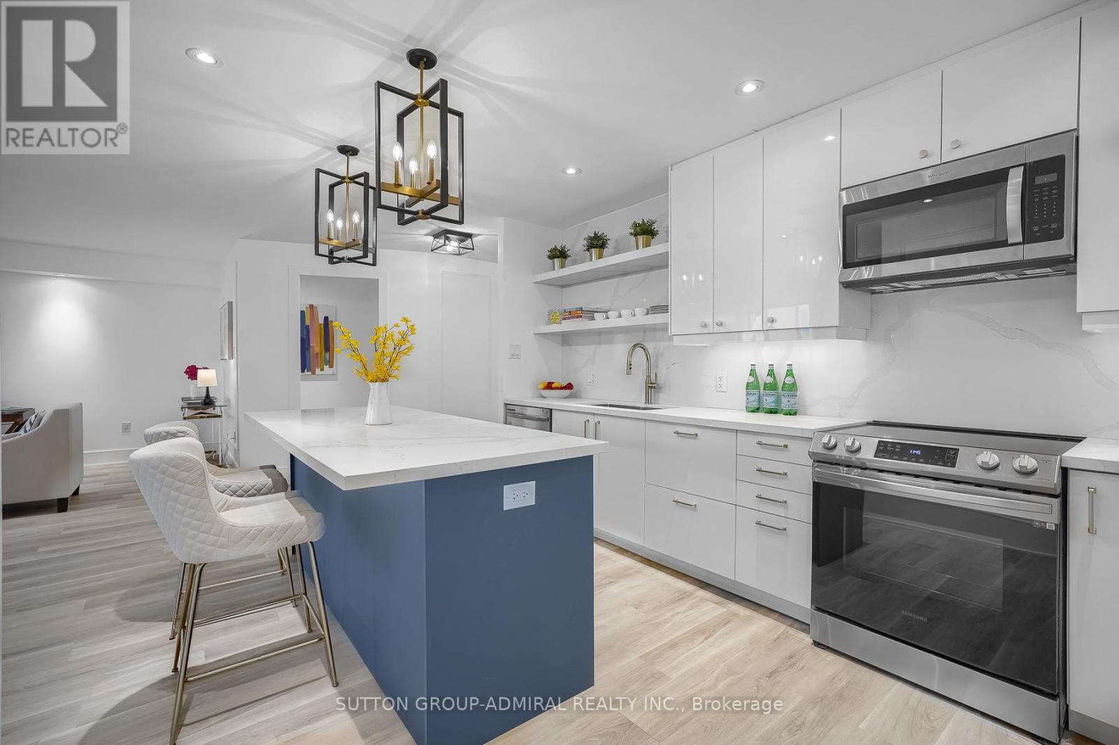 Photo 10 of Ph 3 299 Mill Road, Toronto ON