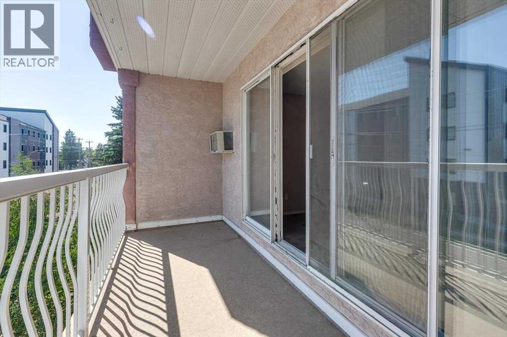 Photo 15 of 312 5330 47 Avenue, Red Deer AB