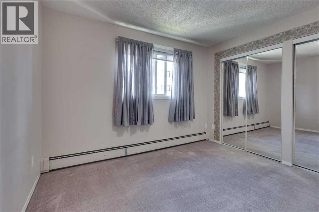 Photo 17 of 312 5330 47 Avenue, Red Deer AB