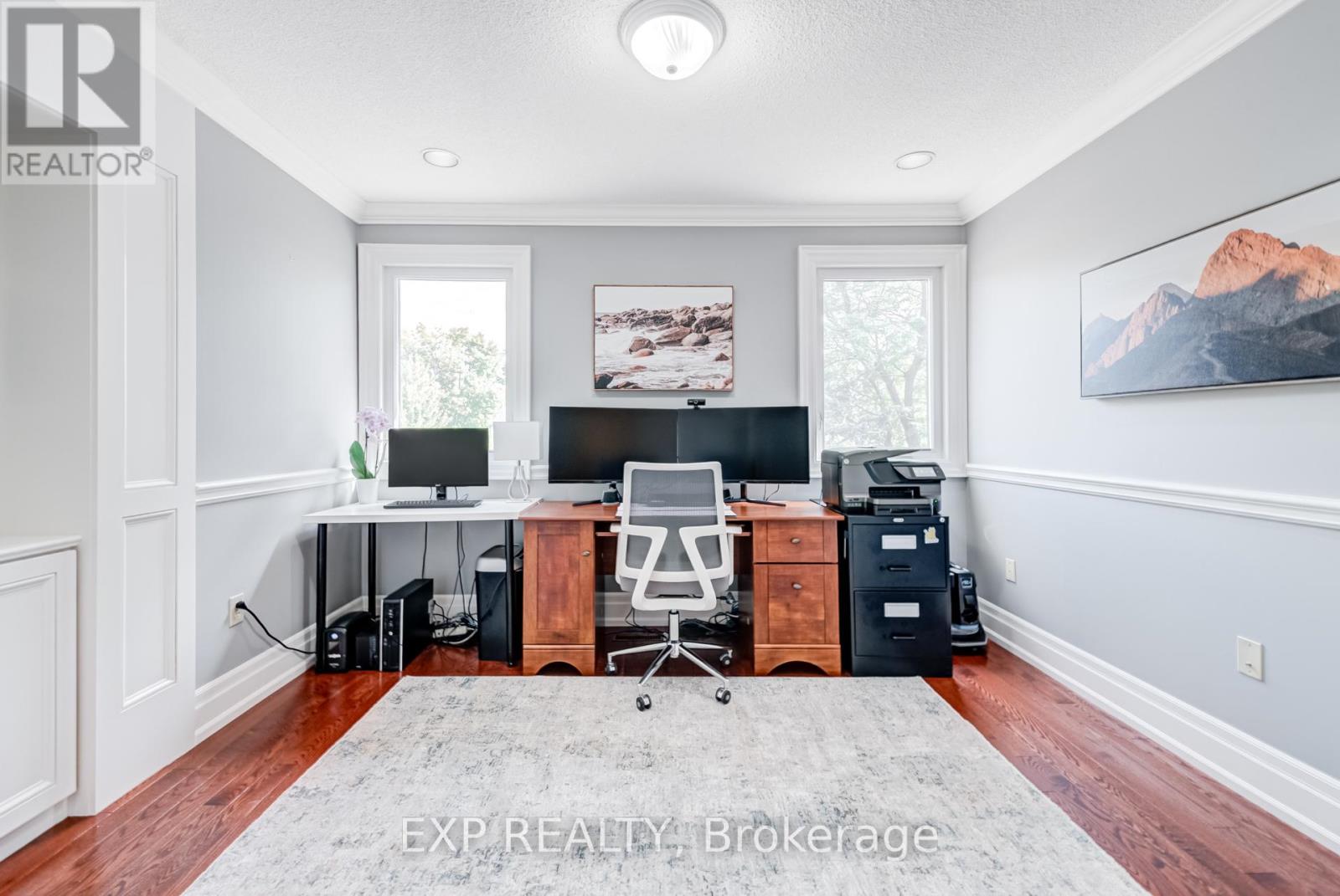 Photo 30 of 891 Leslie Valley Drive, Newmarket ON
