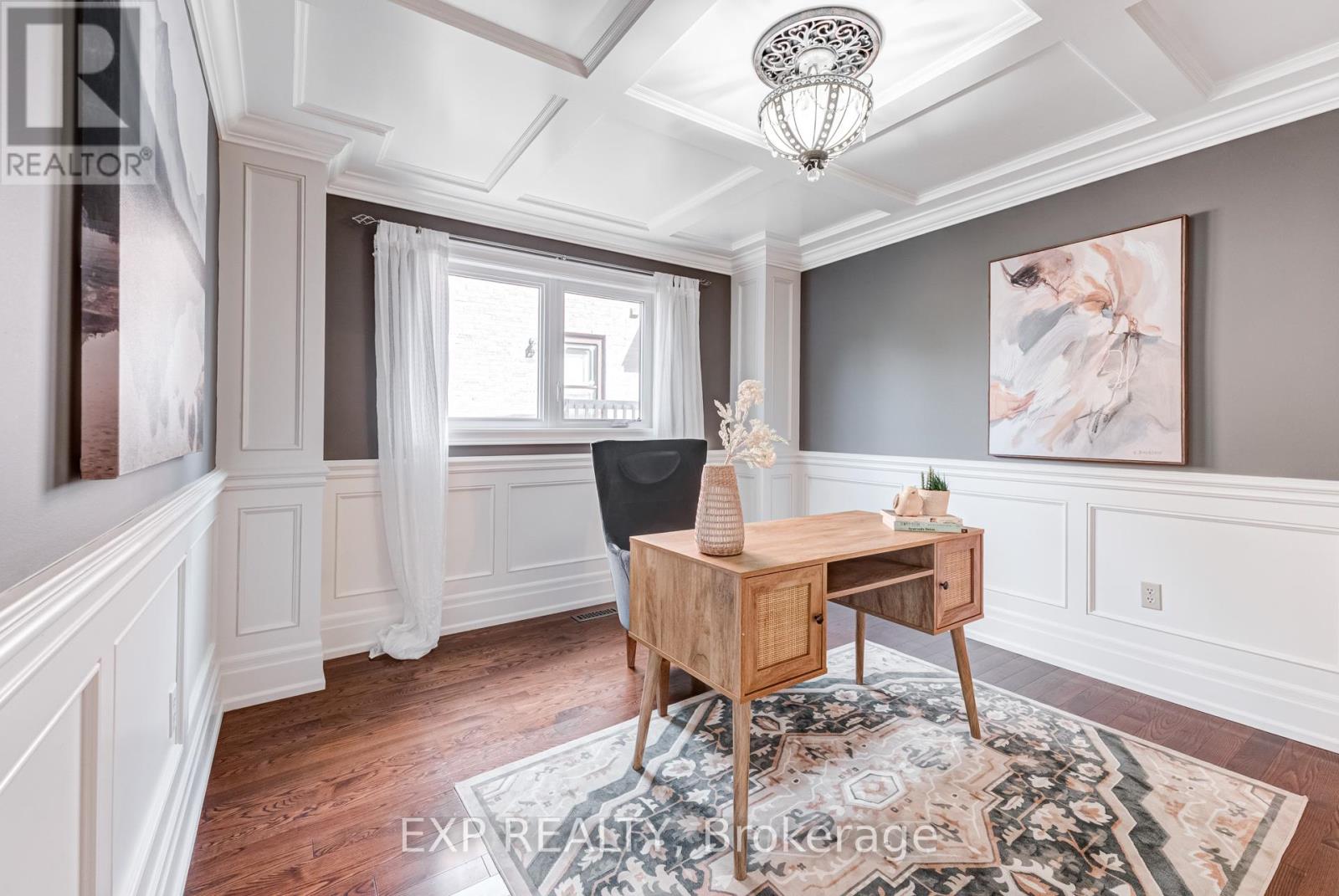 Photo 19 of 891 Leslie Valley Drive, Newmarket ON