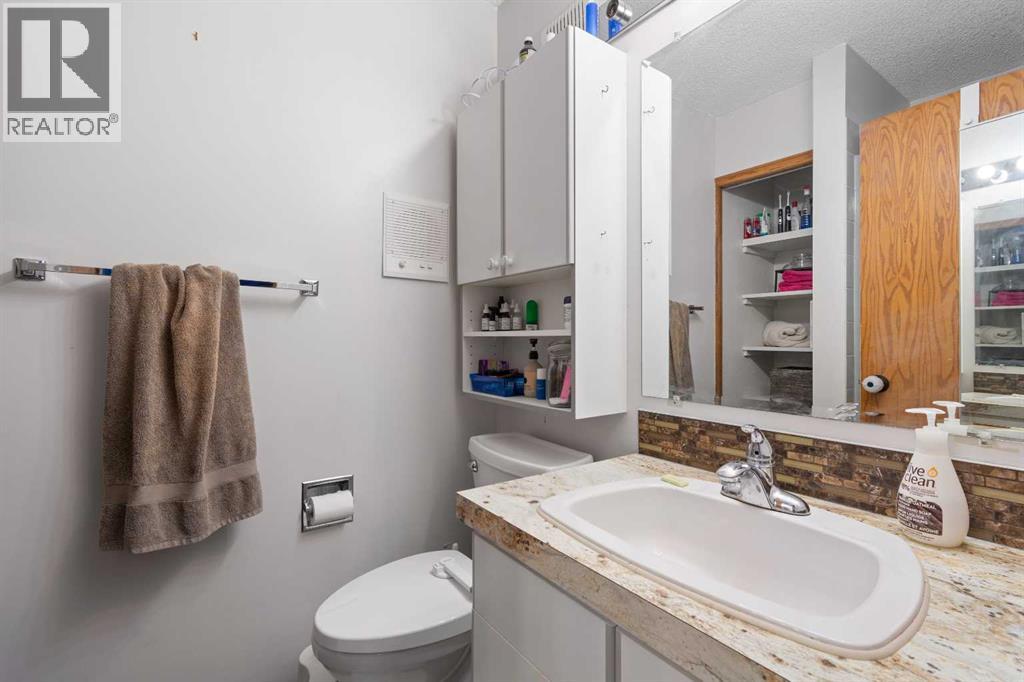 Photo 10 of 9055 106 Avenue, Grande Prairie AB