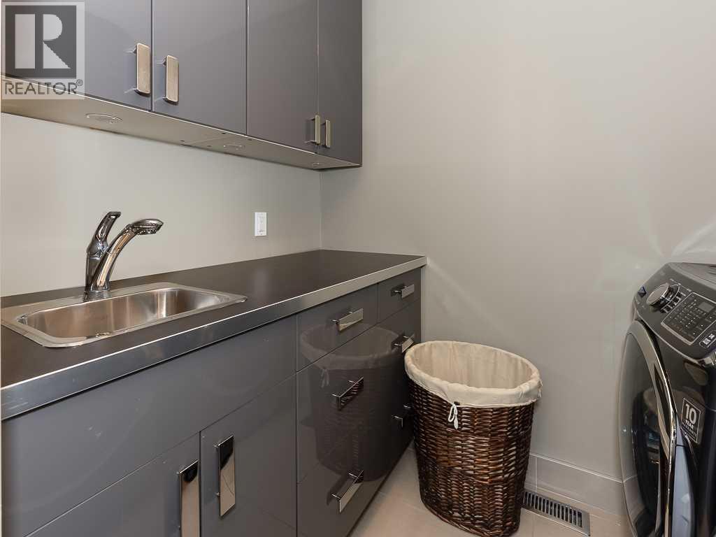 Single Family House for Sale in   Avenue SW Richmond Calgary 