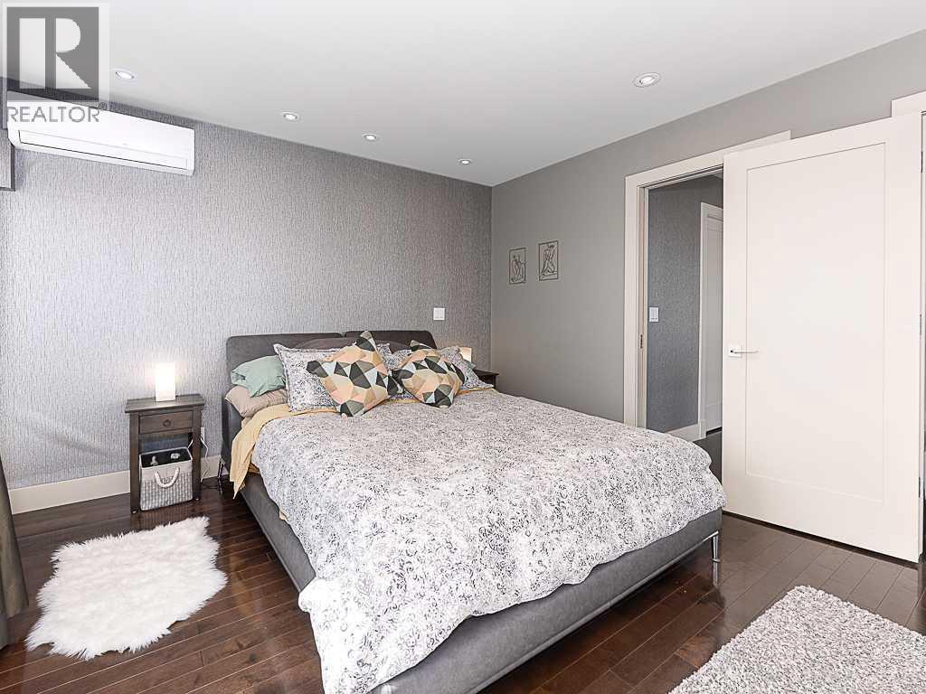 Single Family House for Sale in   Avenue SW Richmond Calgary 