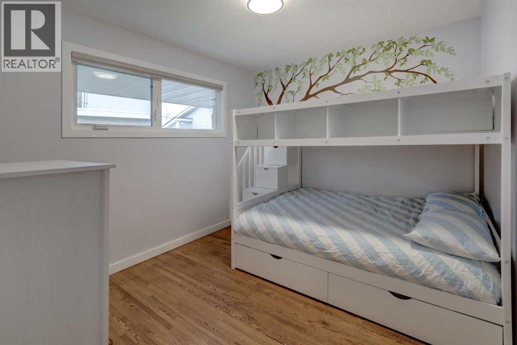 Photo 14 of 3803 19 Street Nw, Calgary AB