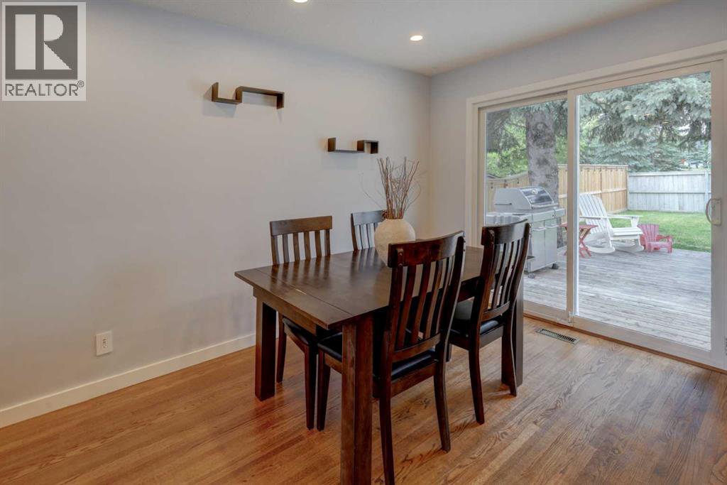 Photo 10 of 3803 19 Street Nw, Calgary AB