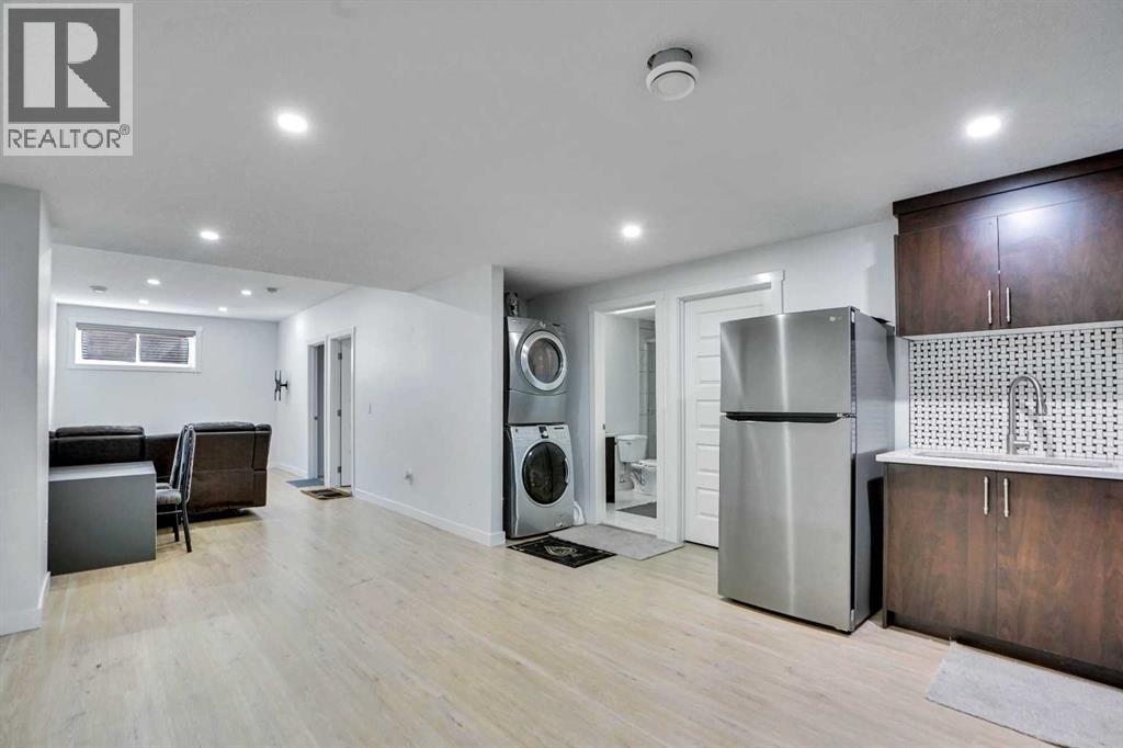 Single Family House for Sale in  Saddlestone Grove NE Saddle Ridge Calgary 