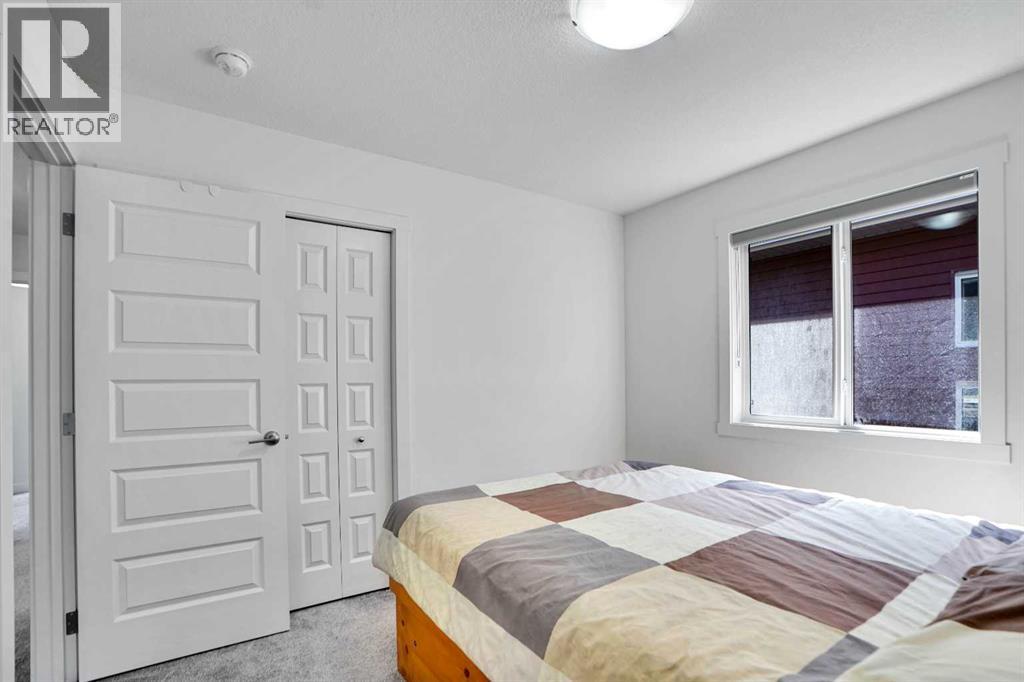Single Family House for Sale in  Saddlestone Grove NE Saddle Ridge Calgary 