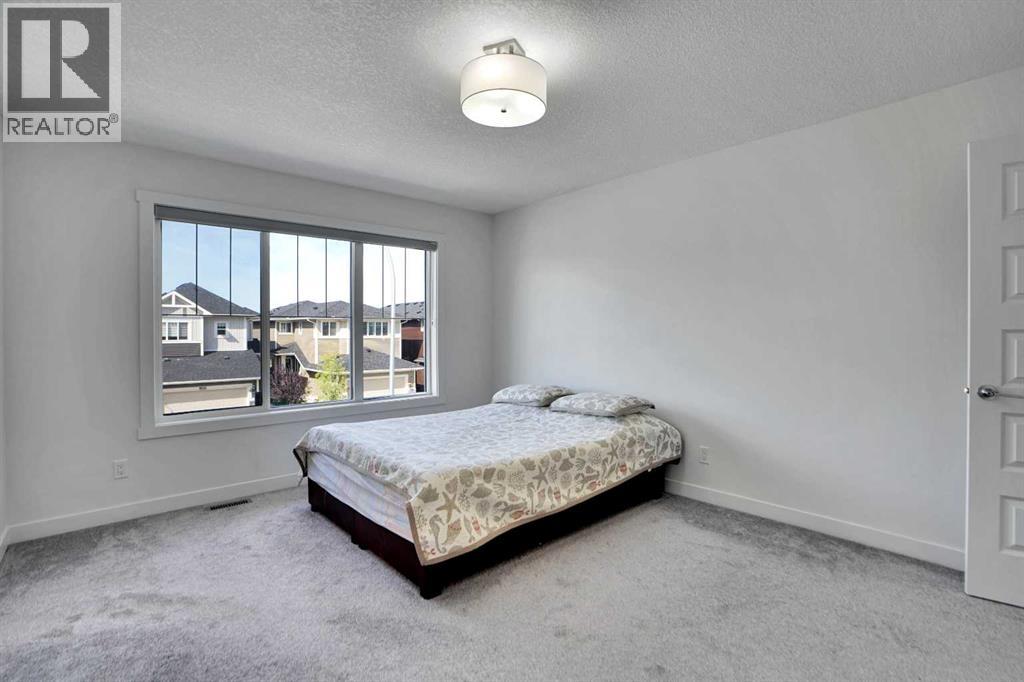Single Family House for Sale in  Saddlestone Grove NE Saddle Ridge Calgary 