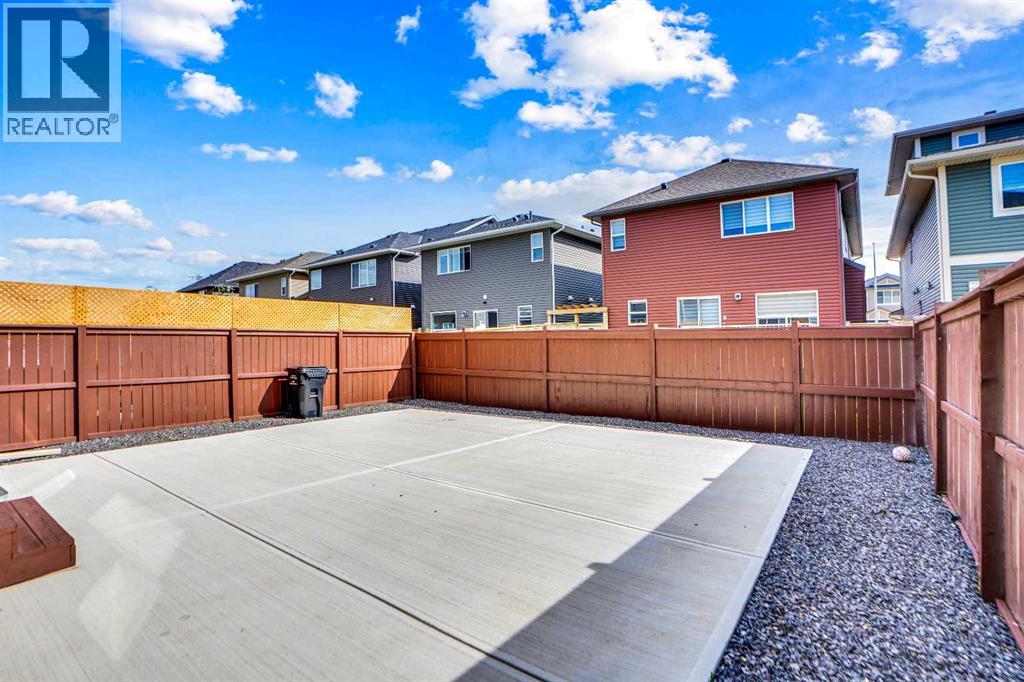 Single Family House for Sale in  Saddlestone Grove NE Saddle Ridge Calgary 