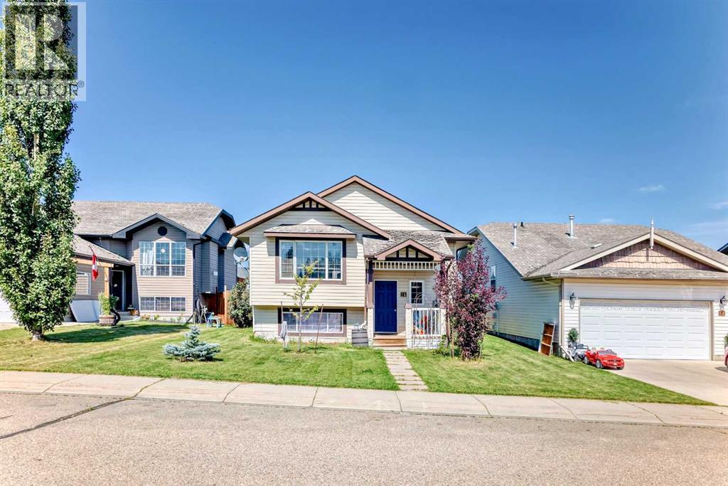 Photo 36 of 16 Wilkinson Circle, Sylvan Lake AB