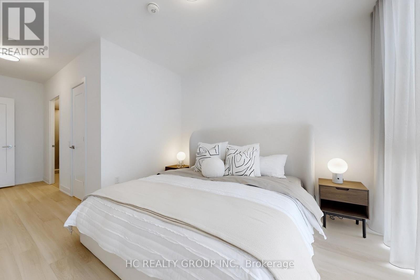 Photo 26 of 222 30 Inn On The Park Drive, Toronto ON