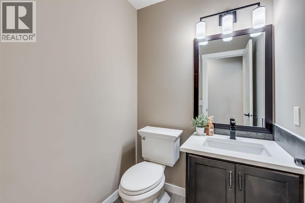 Single Family House for Sale in  Shawinigan Way SW Shawnessy Calgary 