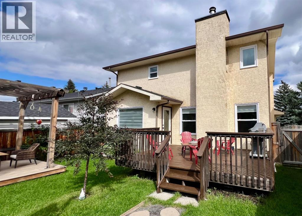 Single Family House for Sale in  Shawinigan Way SW Shawnessy Calgary 
