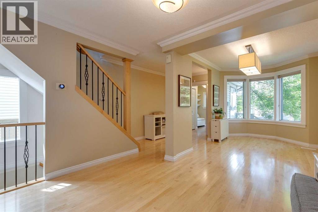 Single Family House for Sale in   Avenue NE Tuxedo Park Calgary 