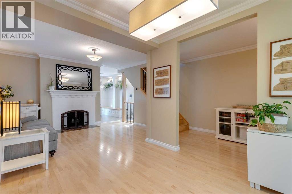 Single Family House for Sale in   Avenue NE Tuxedo Park Calgary 