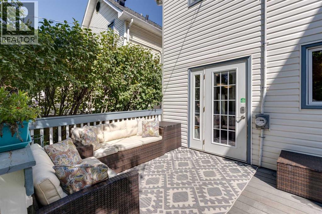 Single Family House for Sale in   Avenue NE Tuxedo Park Calgary 