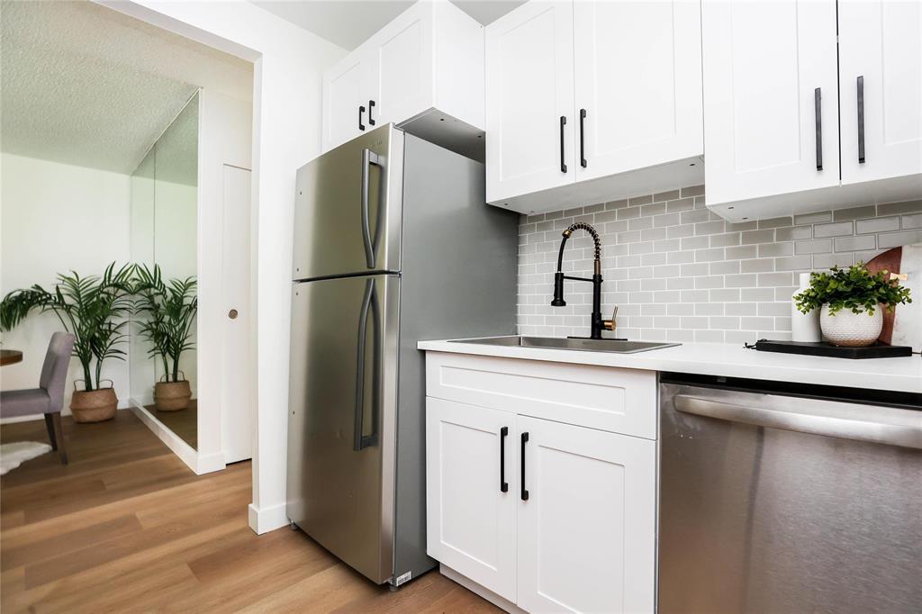 Photo 19 of 1 100 Scotswood Drive, Winnipeg MB