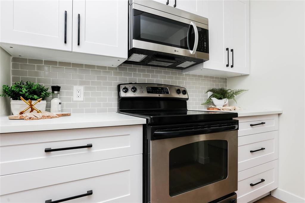 Photo 23 of 1 100 Scotswood Drive, Winnipeg MB