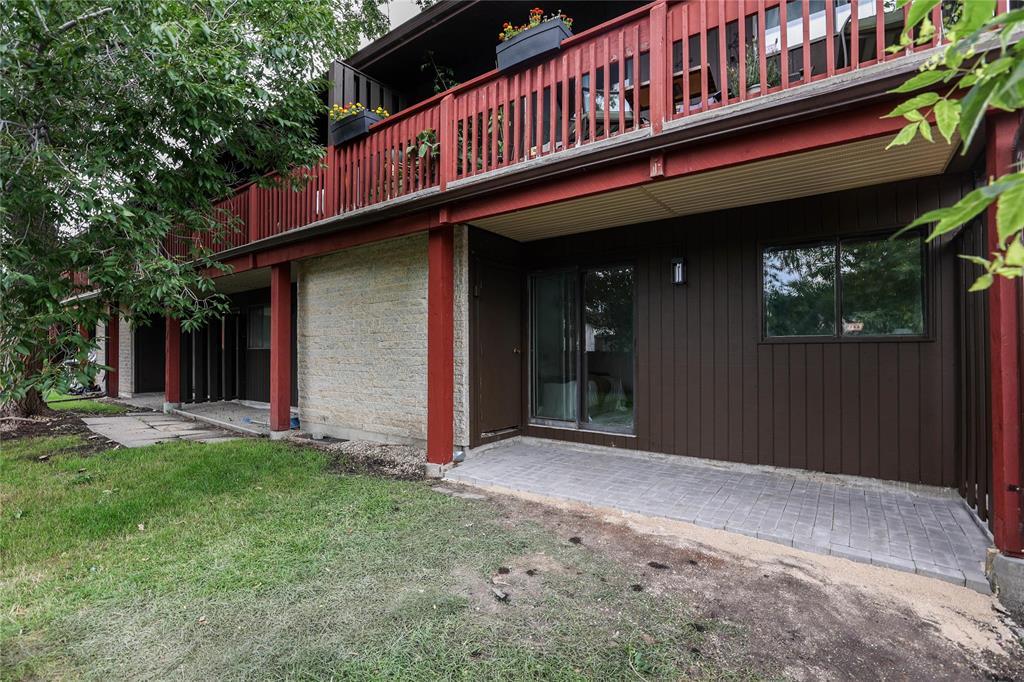 Photo 37 of 1 100 Scotswood Drive, Winnipeg MB