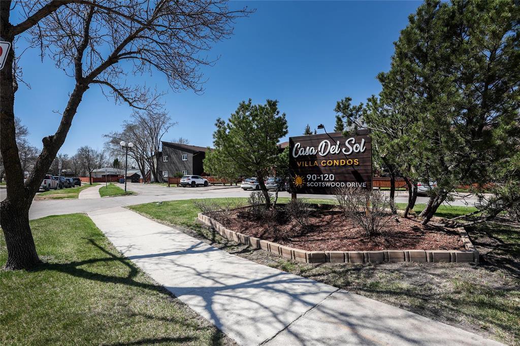 Photo 47 of 1 100 Scotswood Drive, Winnipeg MB