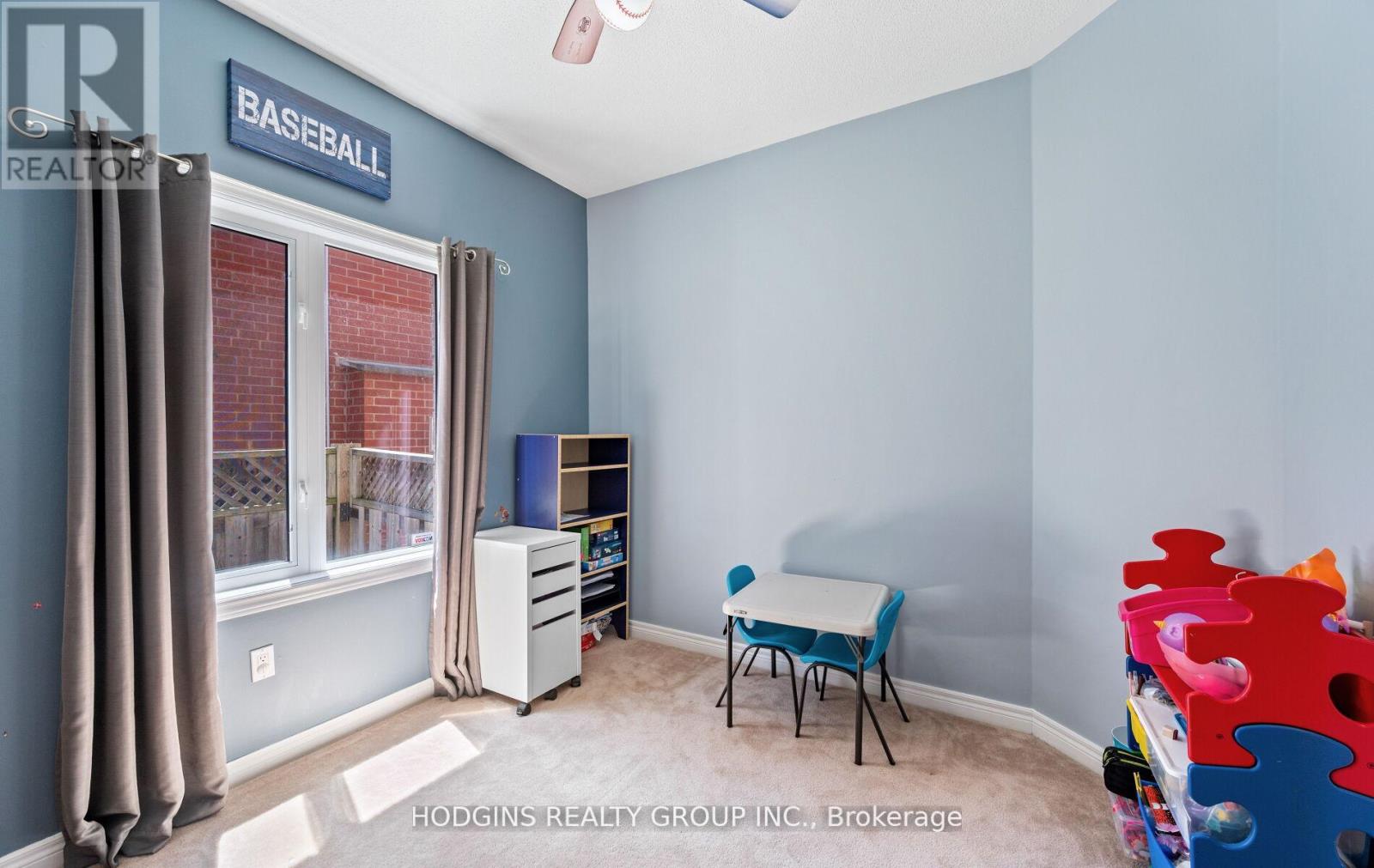 Photo 12 of 1376 Avon Drive, Mississauga ON