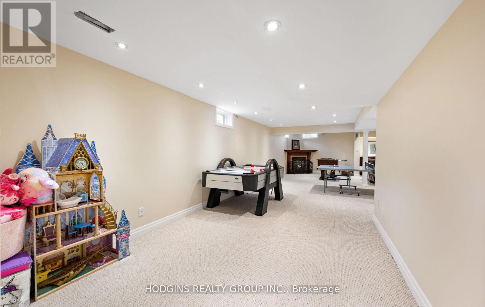 Photo 28 of 1376 Avon Drive, Mississauga ON
