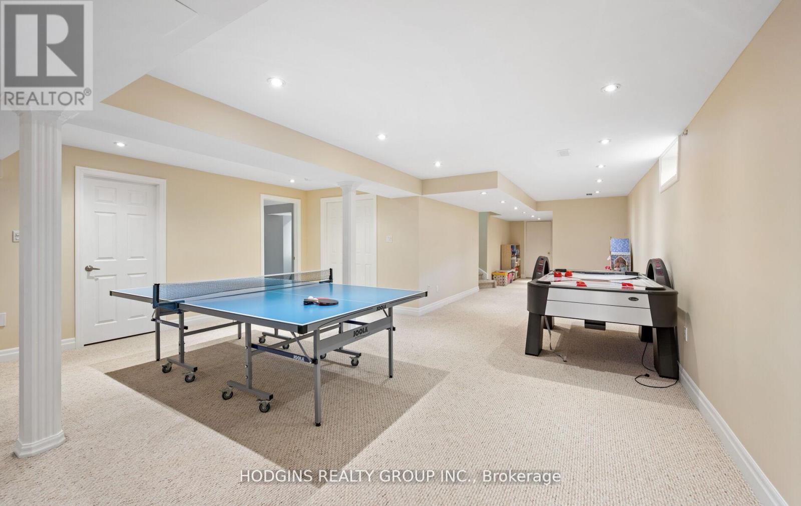 Photo 31 of 1376 Avon Drive, Mississauga ON