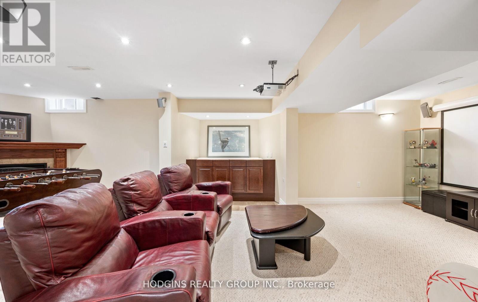 Photo 34 of 1376 Avon Drive, Mississauga ON