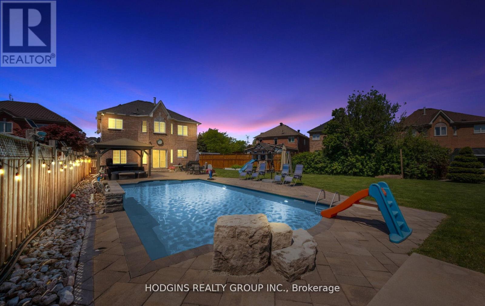 Photo 36 of 1376 Avon Drive, Mississauga ON