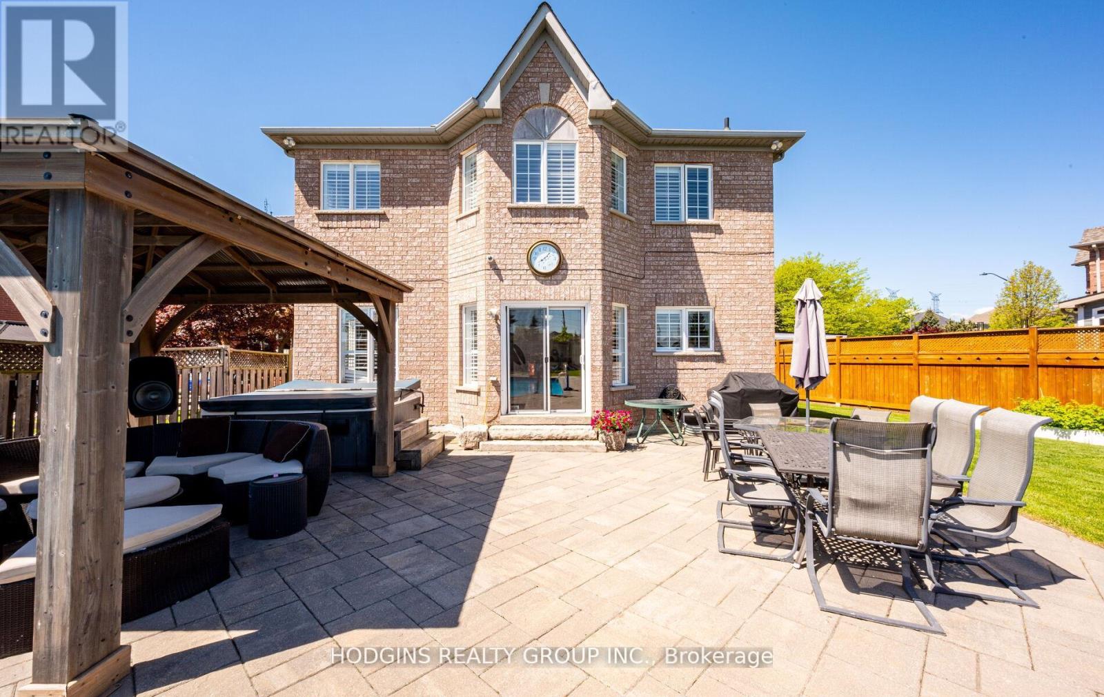 Photo 39 of 1376 Avon Drive, Mississauga ON